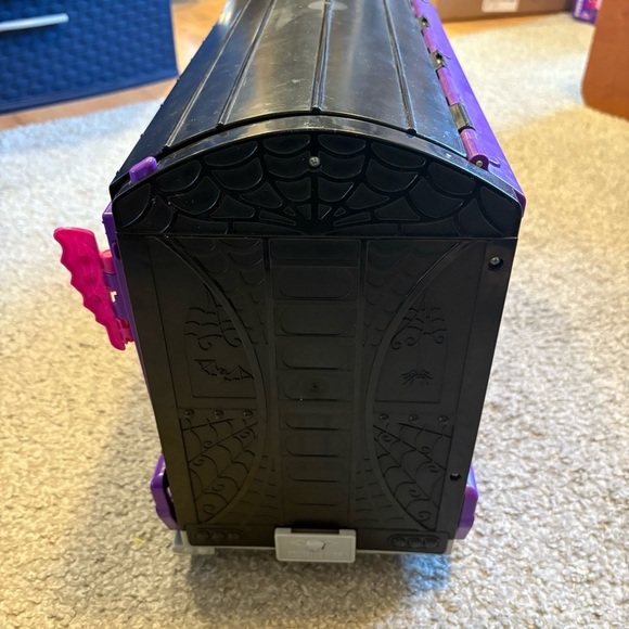 Purple Kids Toy Bus with Accessories - Picture 8 of 10